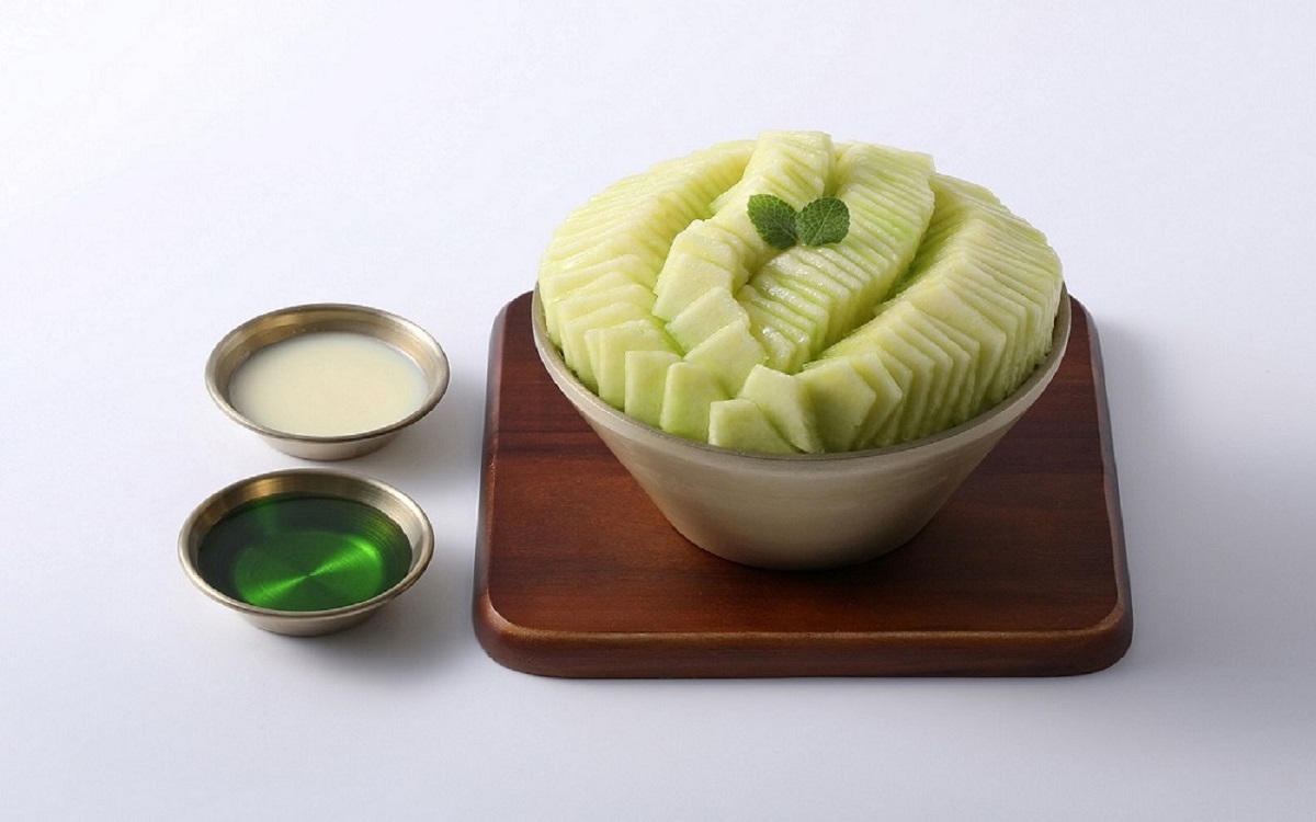 달콤한 메론 눈꽃빙수 (생과일)